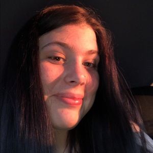 Meet your Posher, Allayna